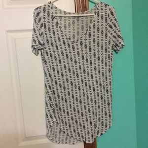 Black and white mudd shirt Medium